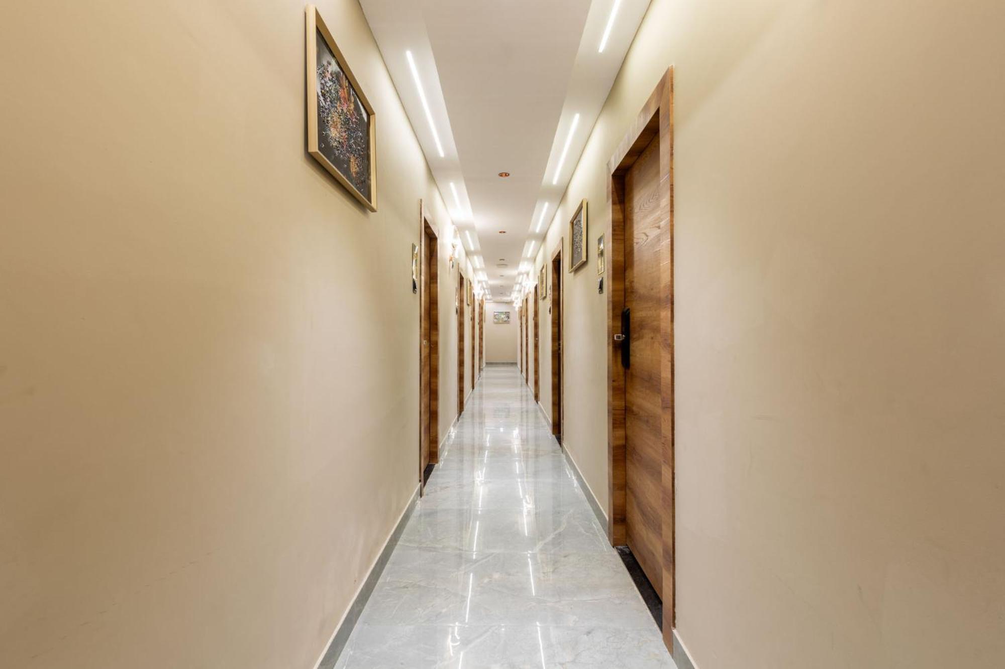 Hotel Zara International Mumbai Exterior photo